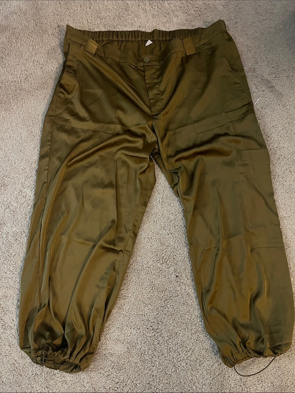 Old Navy woMen's Cargo Pants in Olive